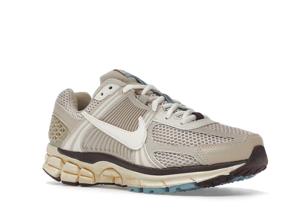 Nike Zoom Vomero 5 Oatmeal