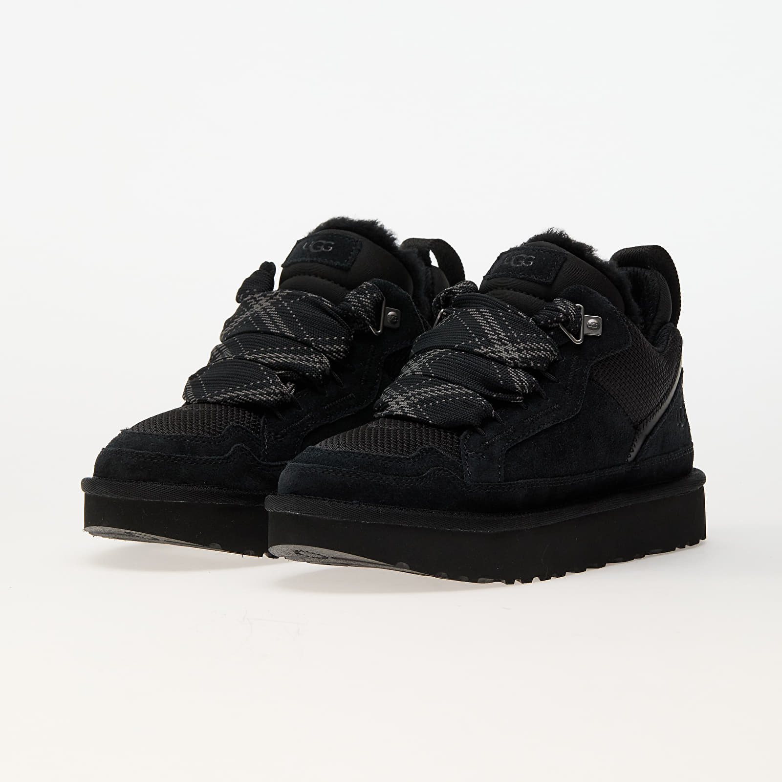 UGG Lowmel Black