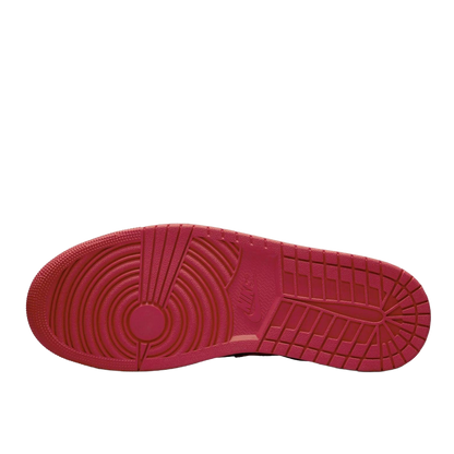 Air Jordan 1 Mid Alternate Bred