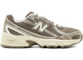 New Balance 740 Bungee Lace Braun Beige