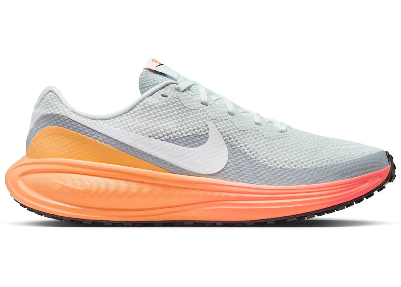 Nike Revolution 8 Blanc Cassé Gris Topaze Or