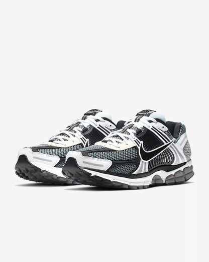 Nike Zoom Vomero 5 SE SP Dark Grey Black White