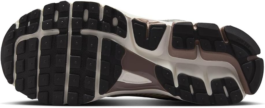 Nike Zoom Vomero 5 Sail Nerzbraun Schwarz