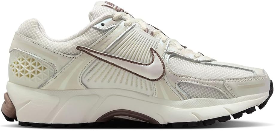 Nike Zoom Vomero 5 Sail Mink Brown Black