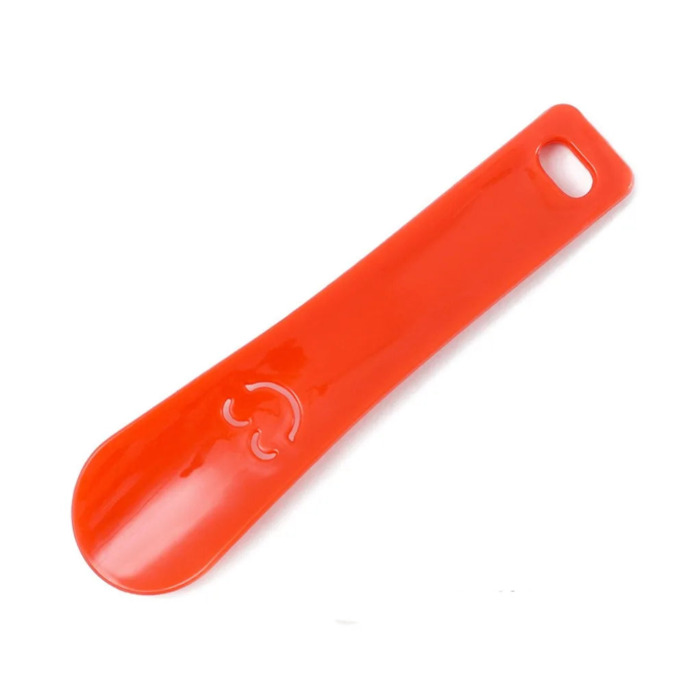 Compact Plastic Shoe Horn by Mr. Sneakerseller – Travel-Friendly Smiling Design (15 cm)