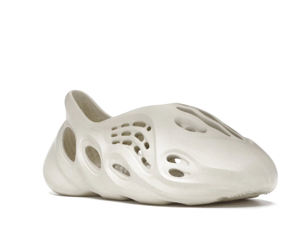 adidas Yeezy Foam RNNR Sand