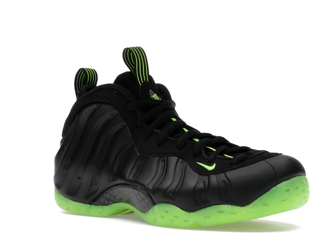 Nike Air Foamposite One Black Volt