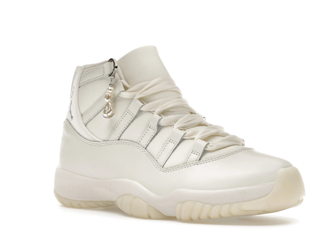 Jordan 11 Retro Pearl