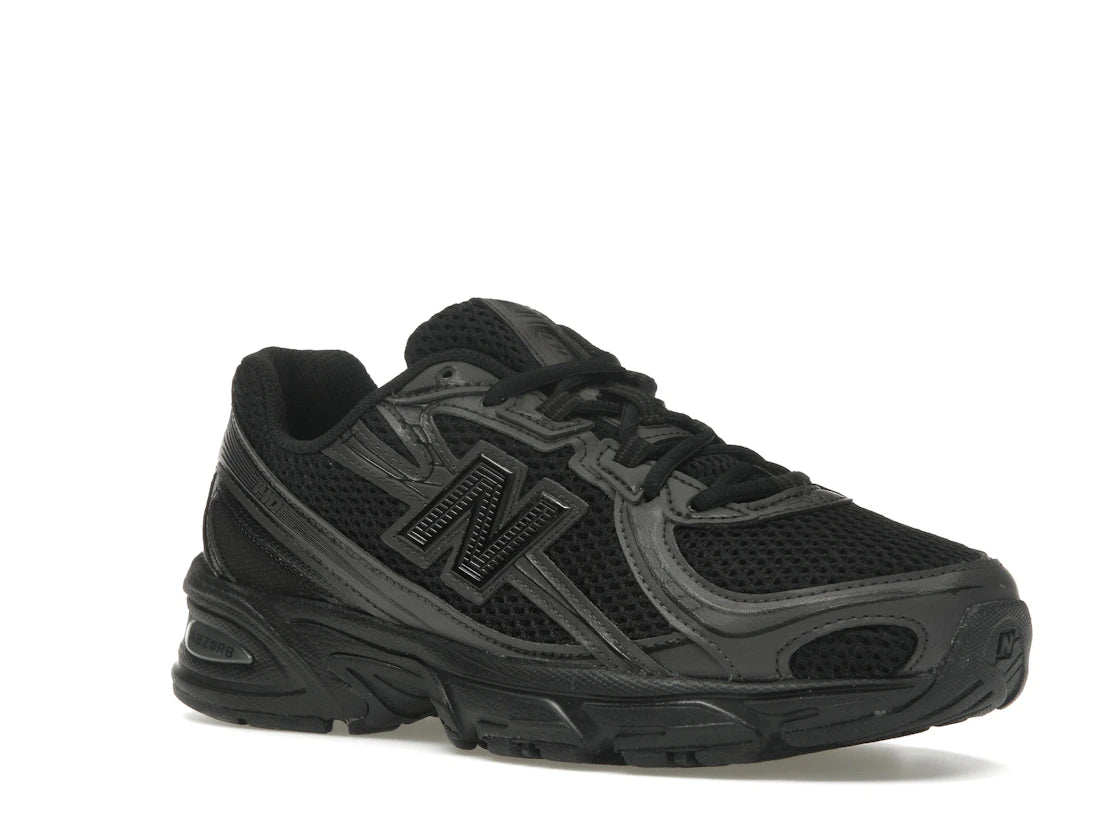 New Balance 740 Triple Black