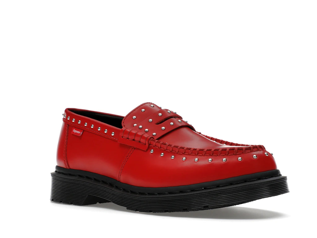 Dr. Martens Penton Loafer mit Nieten, Supreme Rot