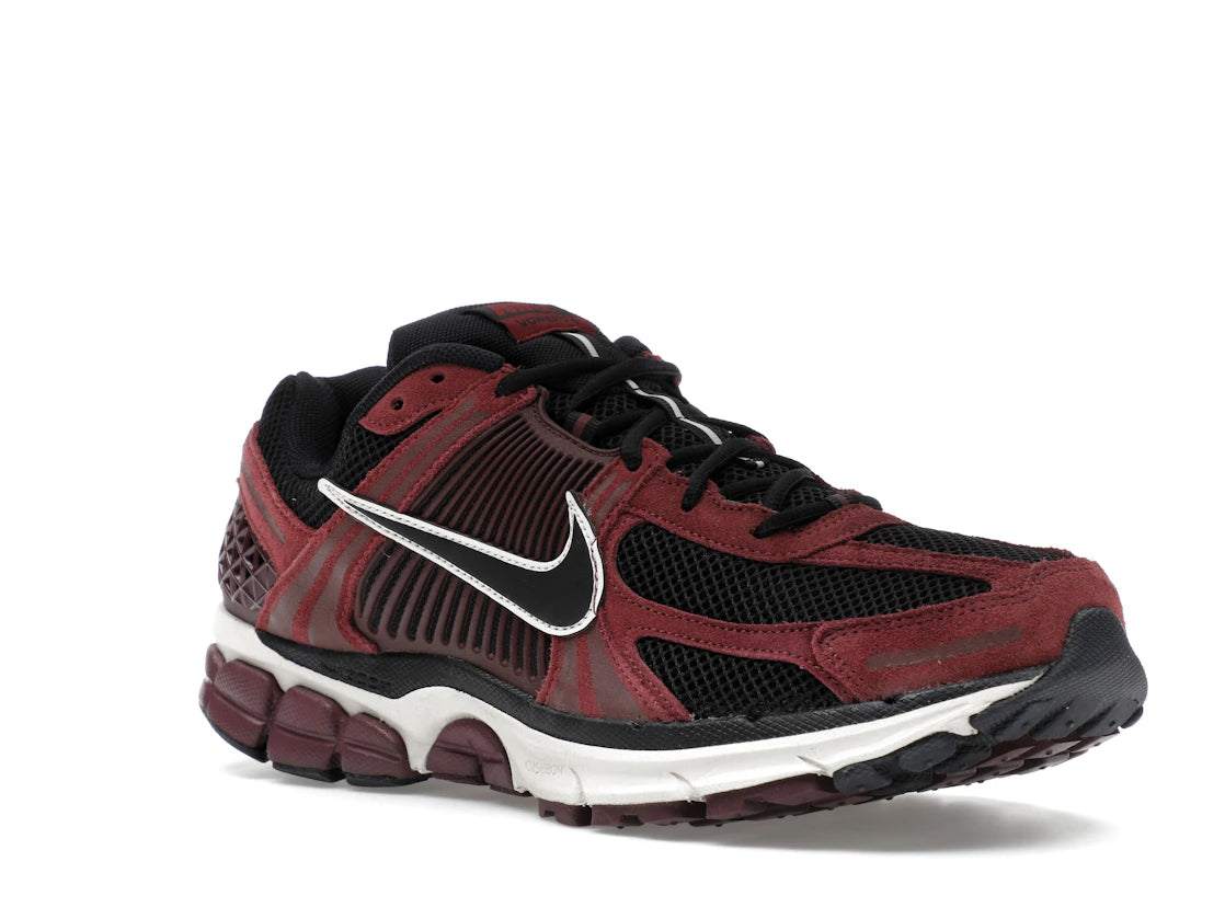 Nike Zoom Vomero 5 Dark Team Red