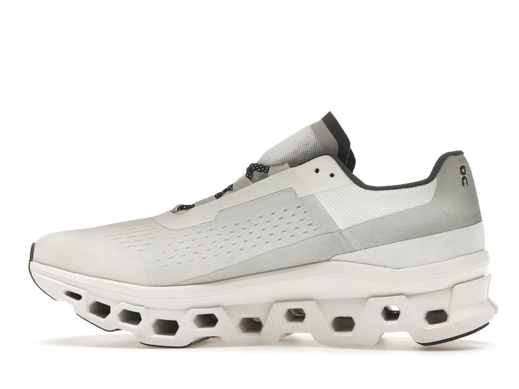 Auf dem Lauf Cloudmonster All White
