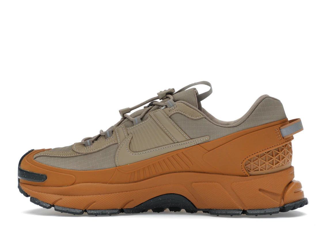 Nike Zoom Vomero 5 Roam Flax