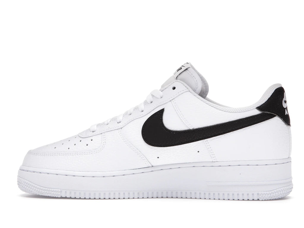 Nike Air Force 1 Low '07 Weiß Schwarz Genarbtes Leder