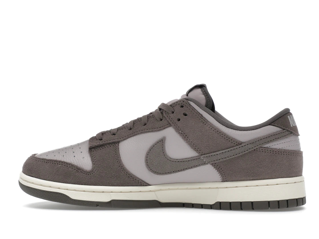 Nike Dunk Low SE Platinum Violet Cave Stone