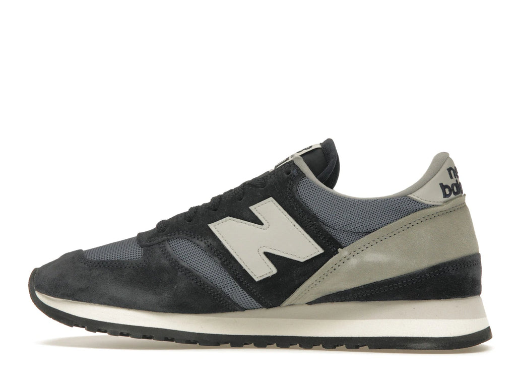 New Balance 730 MiUK Bleu Marine Blanc Gris