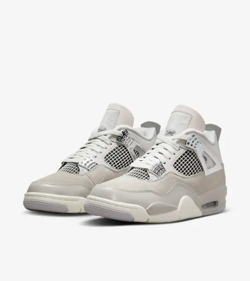 Air Jordan 4 Moments gelés